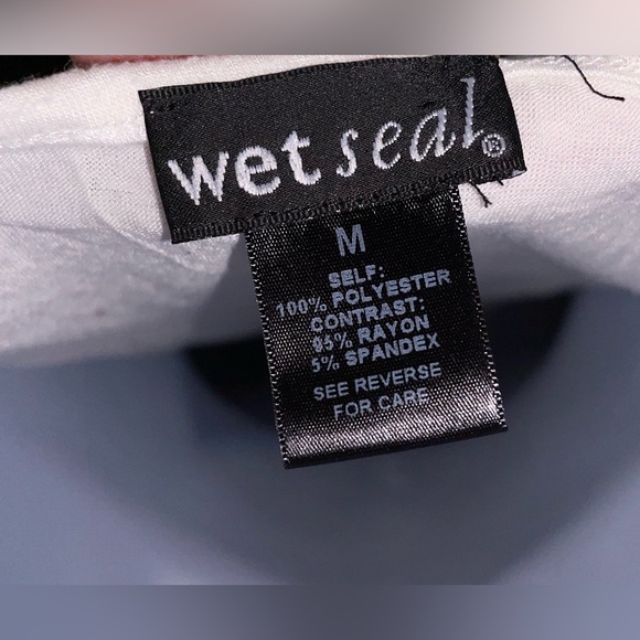 White Sheer front Bow Tank - Picture 3 of 3